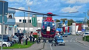 Rettungshubschrauber „Christoph 45“ bei einem Einsatz im Gewerbegebiet Rheinstraße in Friedrichshafen – einem von rund 1000 pro Jahr.