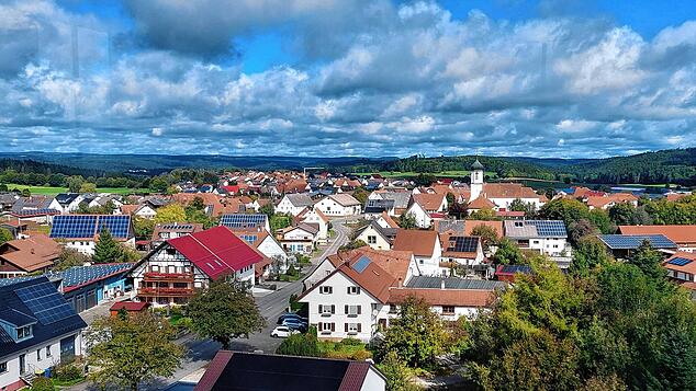 Die Gemeinde Buchheim hat rund 767 Einwohner. Die Bürgermeisterwahl findet am Sonntag, 28. September, statt.