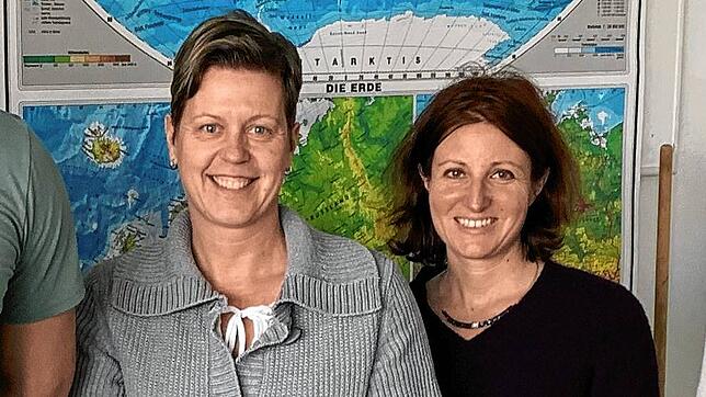 Lehrerinnen auf Zeit: Brita Riina (links) und Sophie Deitmer.