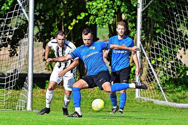Bild 12: FC Wittlingen rettet sich zum 2:2 gegen die SG Mettingen/Krenkingen &ndash; und wir haben Bilder!
