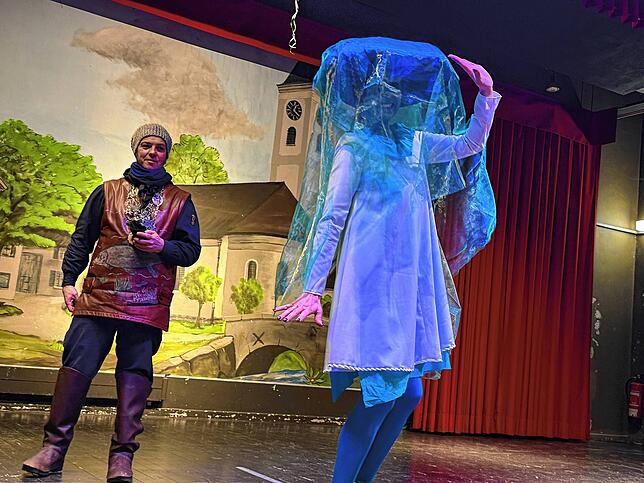 Bild 14: Fischbacher Schule am „Schmotzigen“: Fasnacht in Bildern – Die besten Momentaufnahmen!