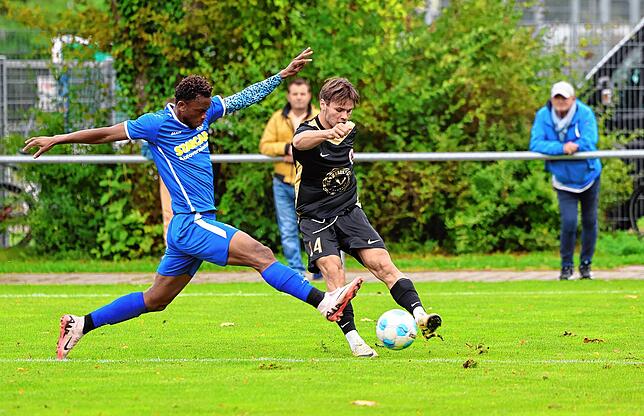 Bild 2: Unsere große Bildergalerie vom 8:1-Sieg des TSV Singen in der Verbandsliga gegen den FC Waldkirch