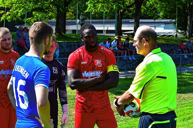 Bild 1: FC Erzingen siegt mit 4:2 beim SV Dogern – und wir haben Bilder!