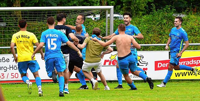 Bild 3: SV Buch holt sich späten Punkt beim SV Blau-Weiß Murg – und wir haben Bilder!