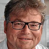 „Man sieht, was man künftig braucht.“ Holger Seitz, Leiter des Nellenburg-Gymnasiums, zum Schub bei der Digitalisierung ...