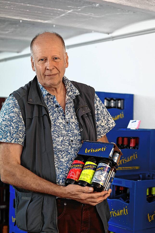 Günther Schäfer ist Gründer der Streuobstmosterei in Stahringen. Er saftet ausschließlich Bio-Qualität aus der Region.