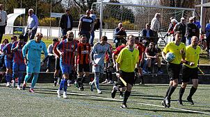 Bild : FC Überlingen besiegt SC Konstanz-Wollmatingen. Wir waren mit der Kamera dabei!