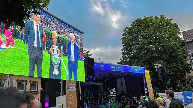 Bild 39: Bilder der Eröffnung des Schweizer Feiertags 2024 mit dem Fassanstich der neuen Bürgermeisterin