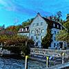 Das Hotel Wilder Mann heute, von der Seestraße aus gesehen. Seit dem Ende der Saison 2018 ist das Traditionshaus geschlossen. Derzeit ...