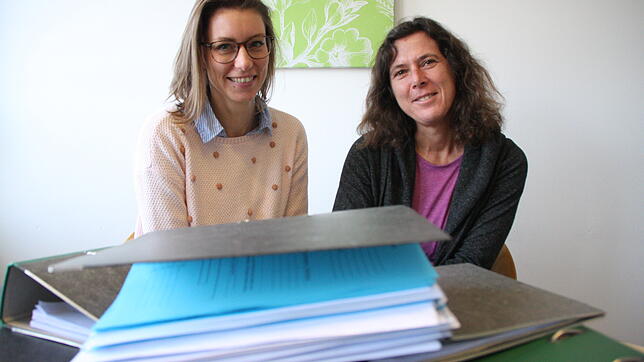 Keine Bange vor der Bürokratie: Theresa Baumgärtner und Inka Kielholz von der Diakonie helfenSchwangeren, Familien und ...