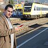 Der IRE nach Basel hat Einfahrt in Bad Säckingen: Francesco Santagada hat ein Jahr lang genau hingeschaut, wie viel Verspätung die Züge ...