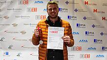 Jonas Heinzler gewinnt eine Silbermedaille auf der internationalen Fachmesse für Ideen, Erfindungen und Neuheiten in Nürnberg.