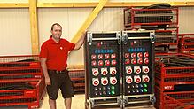 Elektrotechnikmeister Florian Ettwein, Chef von MSV Suedwest, in der neuen Halle der Firma im Immendinger Gewerbegebiet Donau-Hegau. Das ...