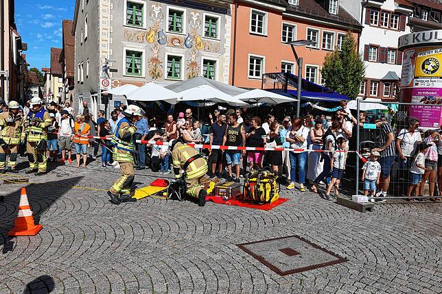 Bild 23: Die Feuerwehr Villingen demonstriert ihr Können bei der Hauptprobe