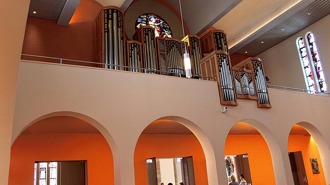 Die renovierte Kubak-Orgel wurde der Öffentlichkeit vorgestellt. Sie erklingt nicht nur im alten Glanz, sondern schlägt auch ganz neue ...