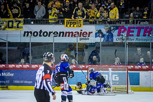 Bild 10: Bilder: Wild Wings vs. Krefeld Pinguine