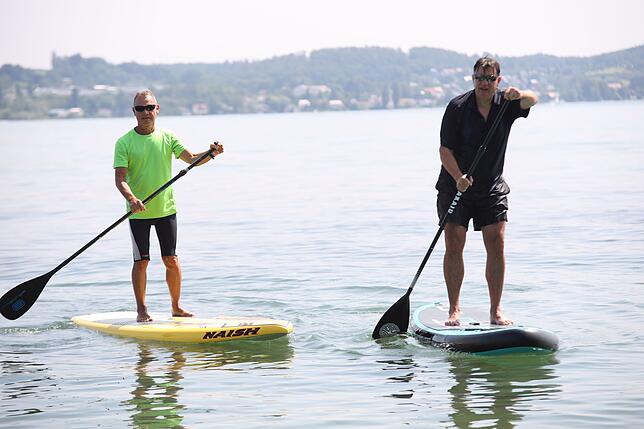 Irgendwann kann es auch der wildeste Amateur: Andreas Schuler (rechts) und sein Instructor Ulf Meßmer nach rund 90 Minuten Training.