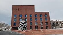 Kurz vor Weihnachten beschloss der Salemer Gemeinderat den Haushalt für das Jahr 2025. Hier ist das Rathaus in der Neuen Mitte zu sehen.
