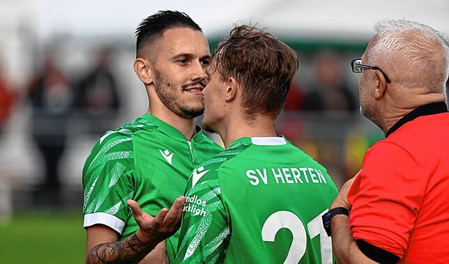 Bild 29: FC Wittlingen setzt sich mit 2:0 beim SV Herten durch &ndash; und wir haben Bilder!