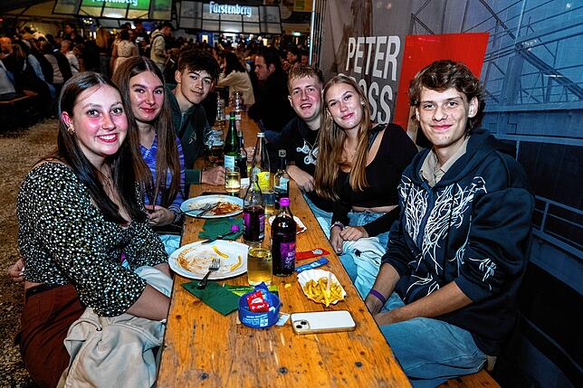 Bild 7: Kreiserntedankfest Brigachtal: Partyabend mit den Jungen Fidelen und Ob8Blech