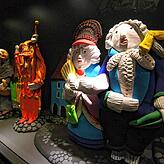 Ein wichtiger Teil seiner Arbeit waren Tonfiguren, die er bunt bemalt hatte. Auch Figuren der Radolfzeller Fastnacht waren Motive.