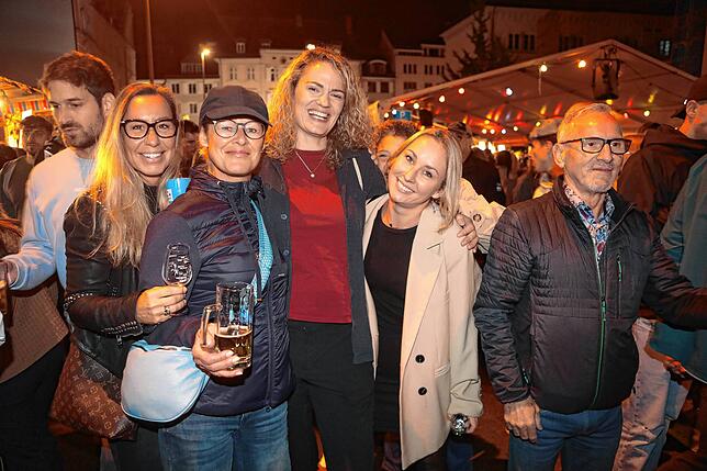 Bild 15: Konstanzer Weinfest 2025: Am letzten Abend gehen die Lichter aus