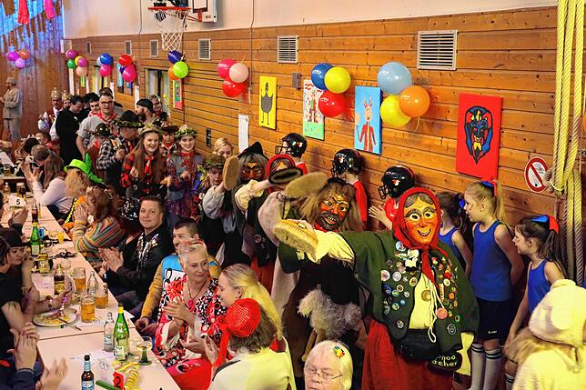 Bild 28: Bunter Abend der Stahringer Schoofwäscherzunft: Ein unvergessliches Show-Erlebnis in der Homburghalle