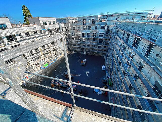 (Archivbild) Blick in den Innenhof des Laubenhofs während der Bauarbeiten im März 2022.