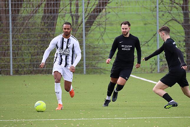 Bild 27: SG FC Wehr/Brennet holt ein 3:3 beim FC Wittlingen &ndash; und wir haben Bilder!