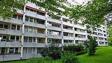 Blick auf die Schwaketenstraße 92. Dabei handelt es sich um Wohnungen, die nicht der Vonovia gehören, sondern im Besitz etwa von ...