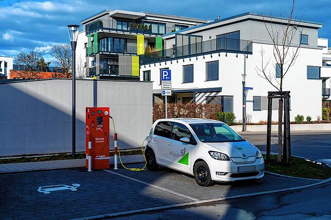 Die Stadtwerke Villingen-Schwenningen (SVS) betreibt bereits eine erste öffentliche Ladestation für E-Autos im Wohngebiet Friedrichspark.