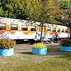 Der Eisenbahnwaggon bekommt einen neuen Anstrich.