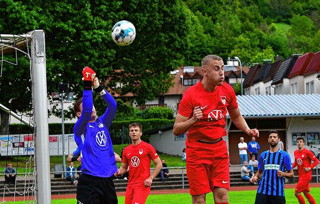 Bild 17: FC Tiengen 08 setzt sich mit 4:3 bei Aufsteiger SG FC Wehr-Brennet durch &ndash; und wir haben Bilder!