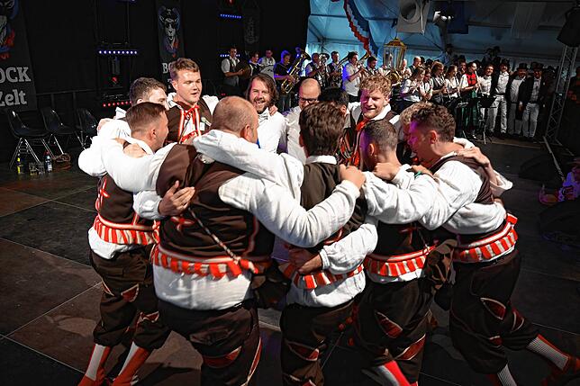 Bild 31: Bilder von der Bockverlosung