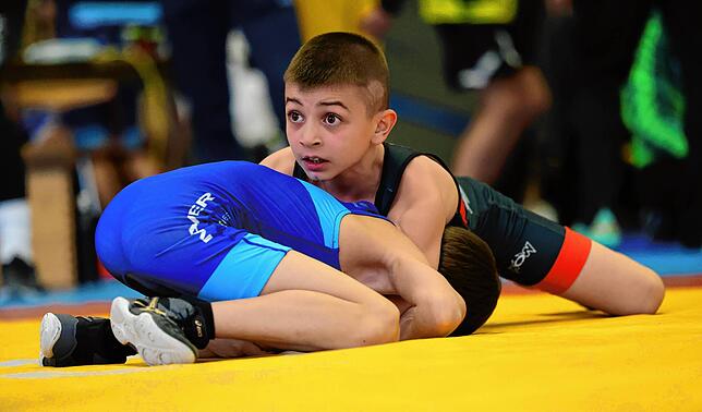 Bild 1: Nachwuchsringer begeistern bei Eiche Radolfzell. Unsere Bildergalerie vom Bodensee Cup!