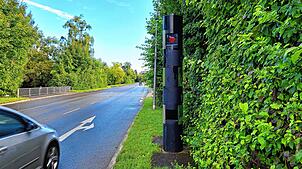 Geblitzt wird im gesamten Bodenseekreis, wie hier in Tettnang: 2024 stellte das Landratsamt rund 5800 Überschreitungen von mehr als 21 ...
