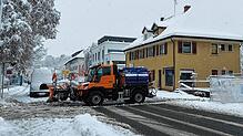 Die Räumfahrzeuge der Technischen Betriebe im Einsatz. Sie werden um 3.45 Uhr alarmiert und sind ab 4.30 Uhr dann im Stadtgebiet und den ...