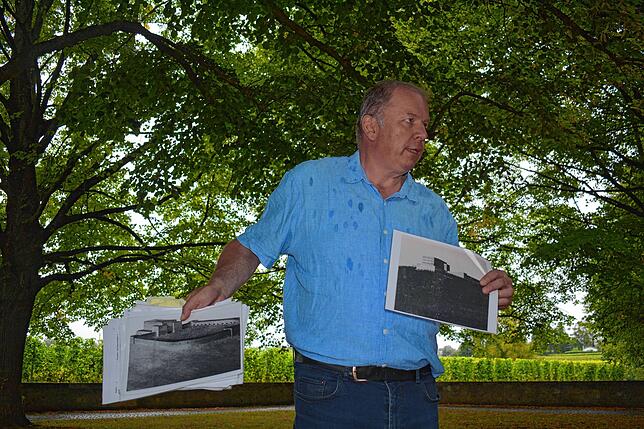Bernhard Diehl vom Volksbund Deutsche Kriegsgräberfürsorge illustrierte seinen Vortrag auf dem Lerchenberg mit historischen Fotos.