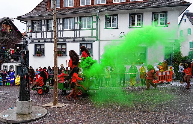 Bild 9: 111 Jahre Narrenzunft Eule in Hagnau (Teil 2)