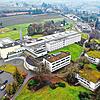 Die Klinik Tettnang liegt oberhalb der Stadt &ndash; und gehört seit 2015 zum Klinikverbund Medizin Campus Bodensee (MCB).