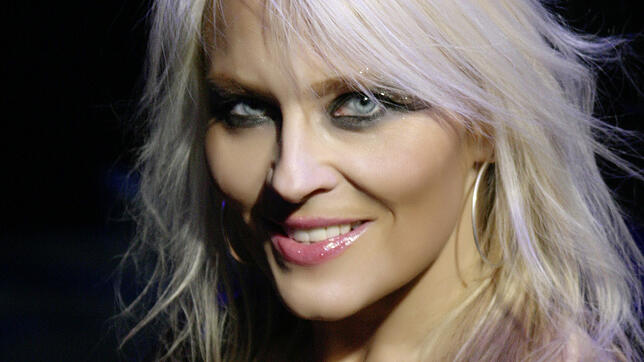Der Herbst wird laut in Radolfzell: Metal-Sängerin Doro Pesch kommt am 15. November ins Radolfzeller Milchwerk. Bild: Tim Tronckoe