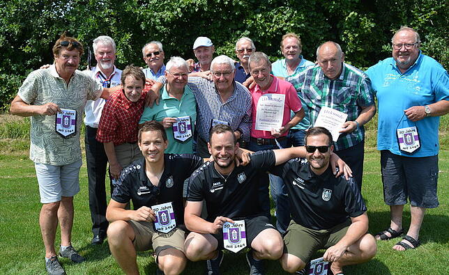 Hans-Peter Müller gehörte zu den Gründungsmitgliedern des Fußballvereins Sportfreunde Ittendorf-Ahausen und verpasste kaum ein Heimspiel ...