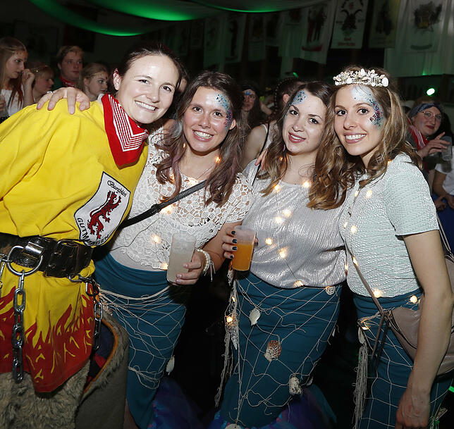 Bild 18: Bilder von der Party nach dem Nachtumzug in Pfohren