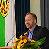 Bürgermeister Matthias Weckbach bei der Einwohnerversammlung in Bodman-Ludwigshafen im Oktober 2022.