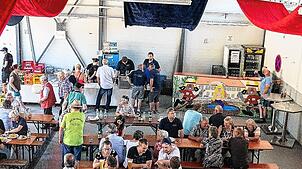 Das Sommerfest der Freiwiligen Feuerwehr Herdwangen-Schönach am Sonntag und Montag findet bei jedem Wetter statt. In der geräumigen ...