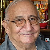 Juan &bdquo;Hans&ldquo; Bernacer, 87, lebt und kocht in Konstanz-Litzelstetten.