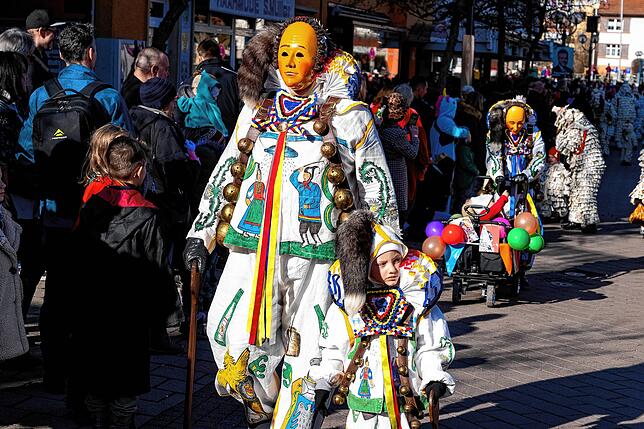 Bild 16: So schön war‘s am Samstag beim Umzug des Narrentreffens in Bad Dürrheim