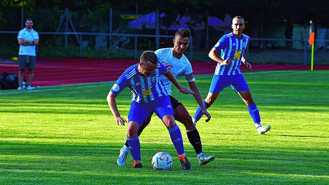 Bild 8: SG FC Wehr-Brennet gewinnt Pokal-Derby gegen SV Schopfheim mit 7:0 &ndash; und wir haben Bilder!