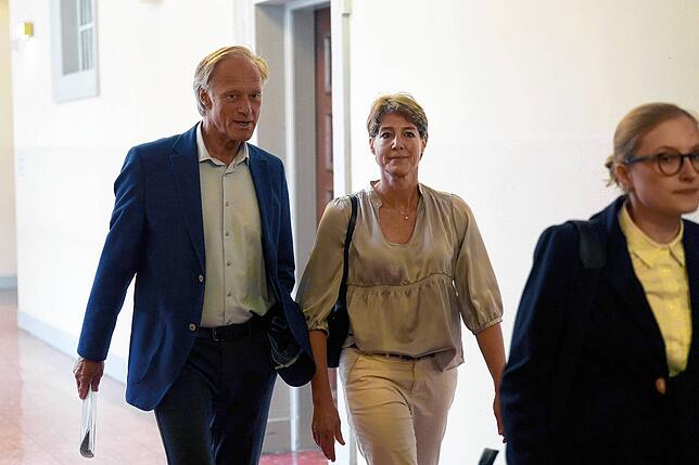 Gerhard Delling, ehemaliger Fernsehmoderator und Sportjournalist, Christina Block, deutsche Gastronomin und Unternehmerin, und Paula ...