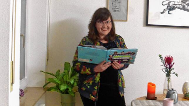 Sofie Fiebiger, die neue Pfarrerin der Bonhoeffer-Gemeinde liebt Bücher über alles. Zu ihrem Aufgabenbereich gehört auch der ...